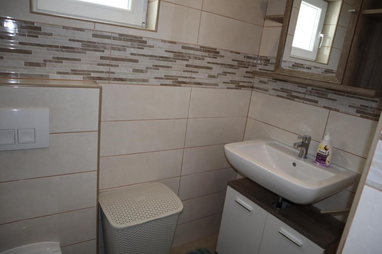 Apartmani Sanja Вир Екстер'єр фото